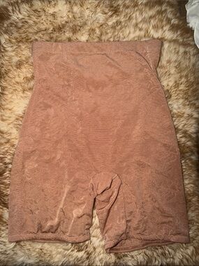 Rhonda Shear High-Waist Shaping Shorts in Mauve Brown NWOT